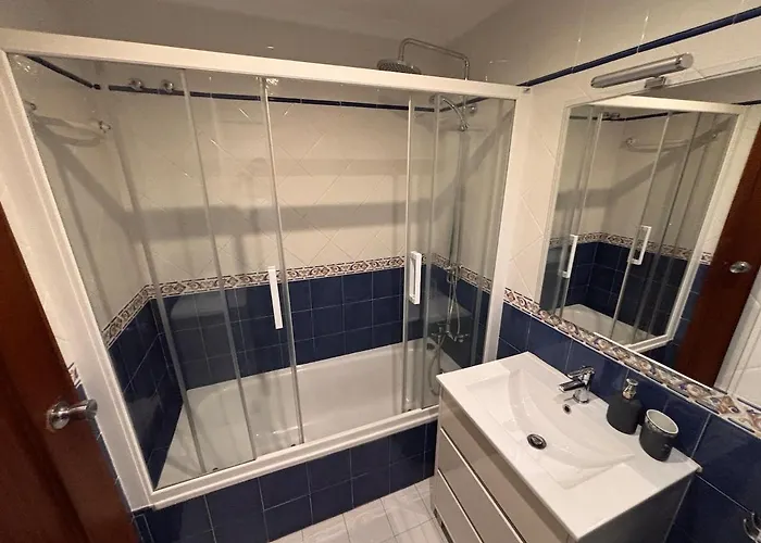 Апартаменты Seafront Paradise Port *